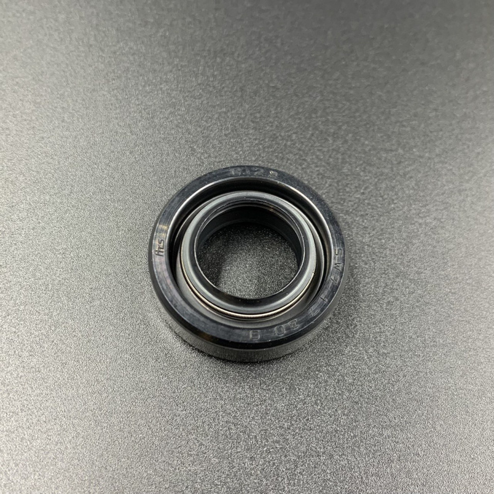 Сальник ведущего вала SUZUKI DT9.9-40 09289-17004