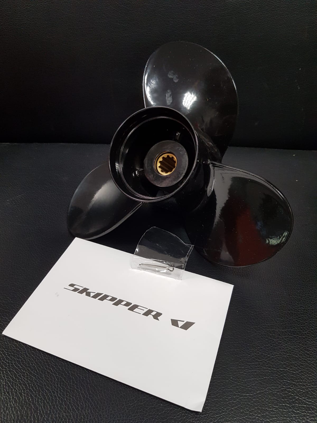 Винт гребной Suzuki 25-30 диаметр 10 1/4" шаг 9"