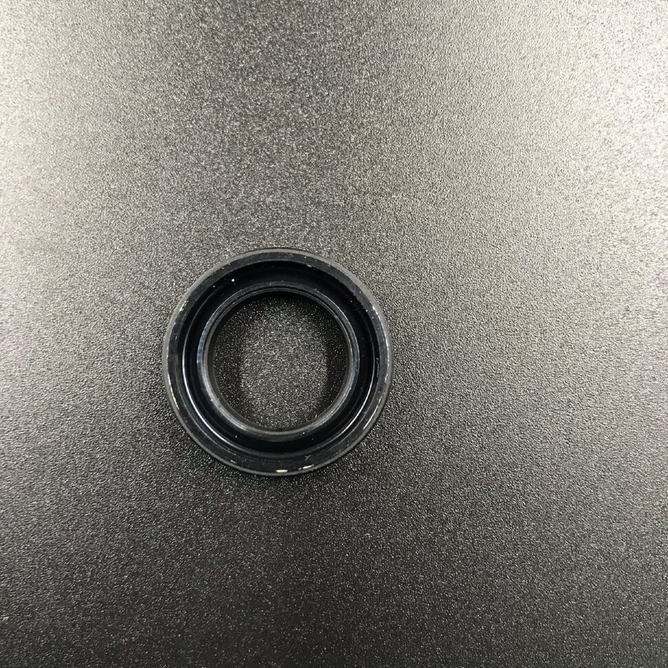 Уплотнение гидроподъемника Yamaha 55-90 6H1-43822-10