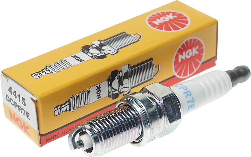 Свеча зажигания NGK DCPR7E 4415