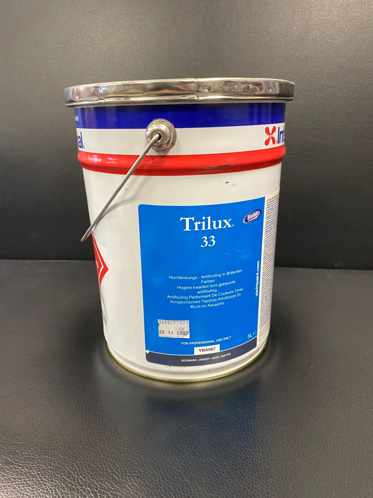 Необрастающая краска Trilux 33, черный, 5л 551220 - 5 l