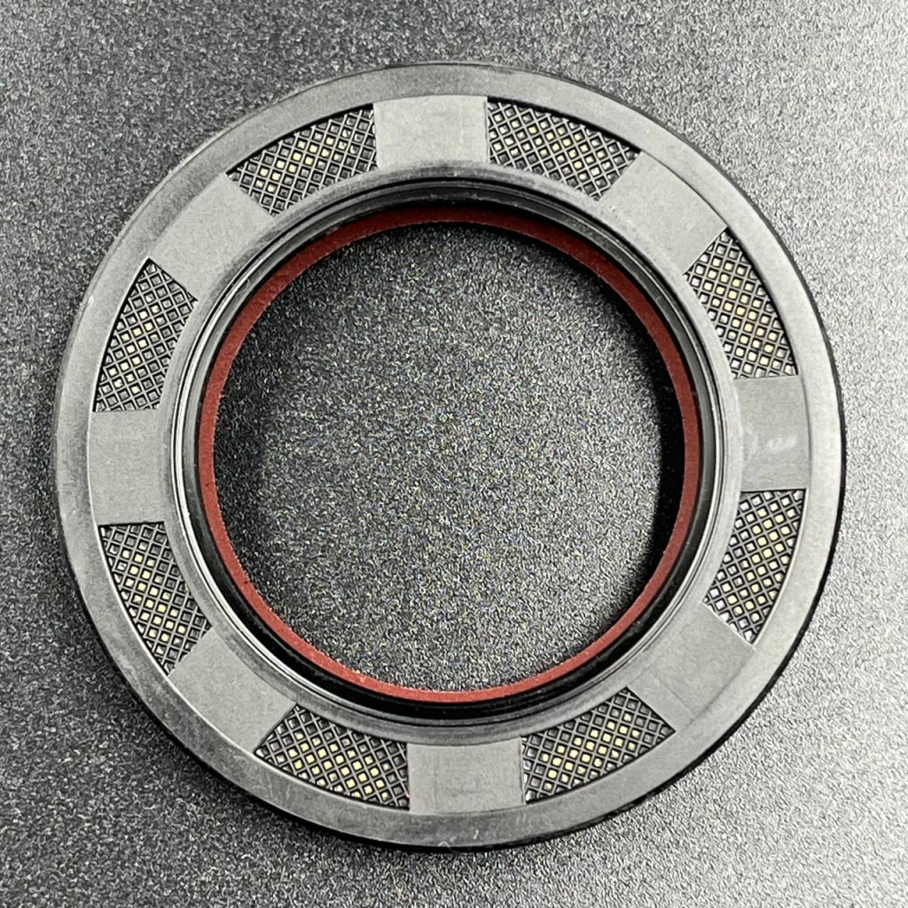 Сальник верх коленвала Suzuki DT40 (09283-35043;09283-35L01) (35x55x7) (Omax) 09283-35043-TW